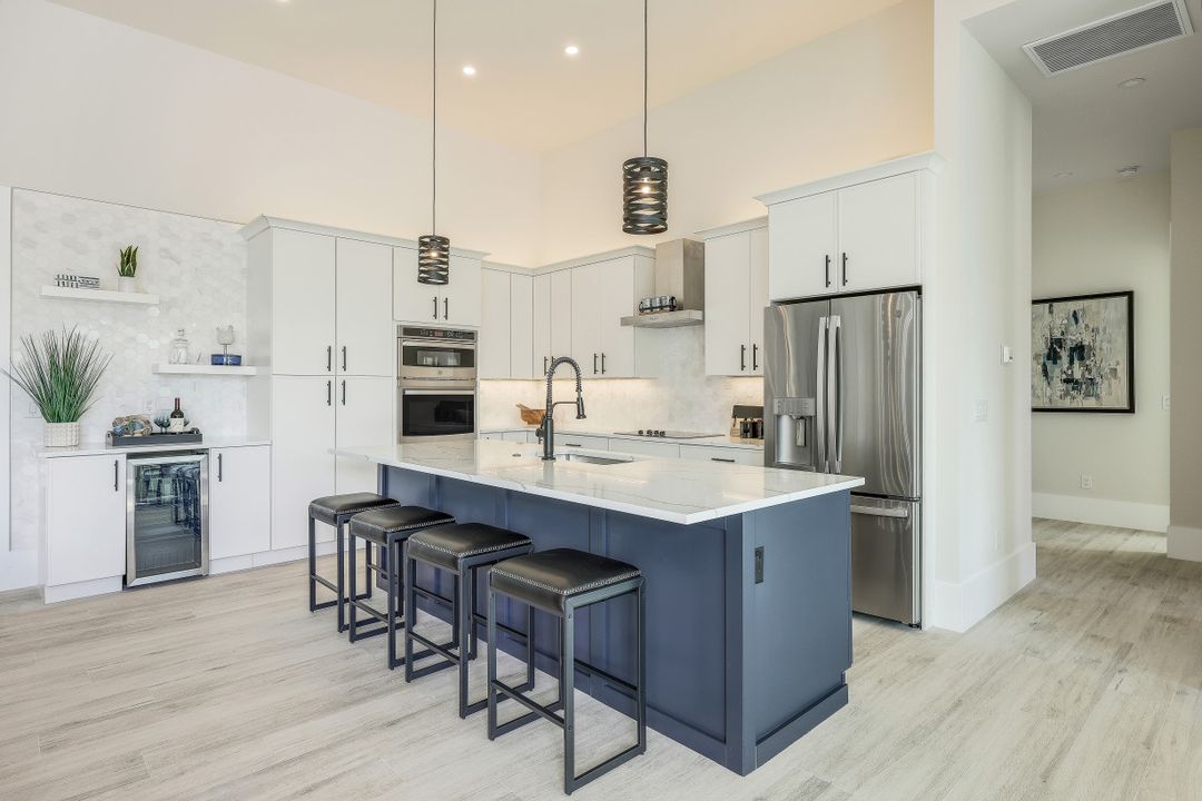 301 SW 33rd Ave, Cape Coral, FL 33991