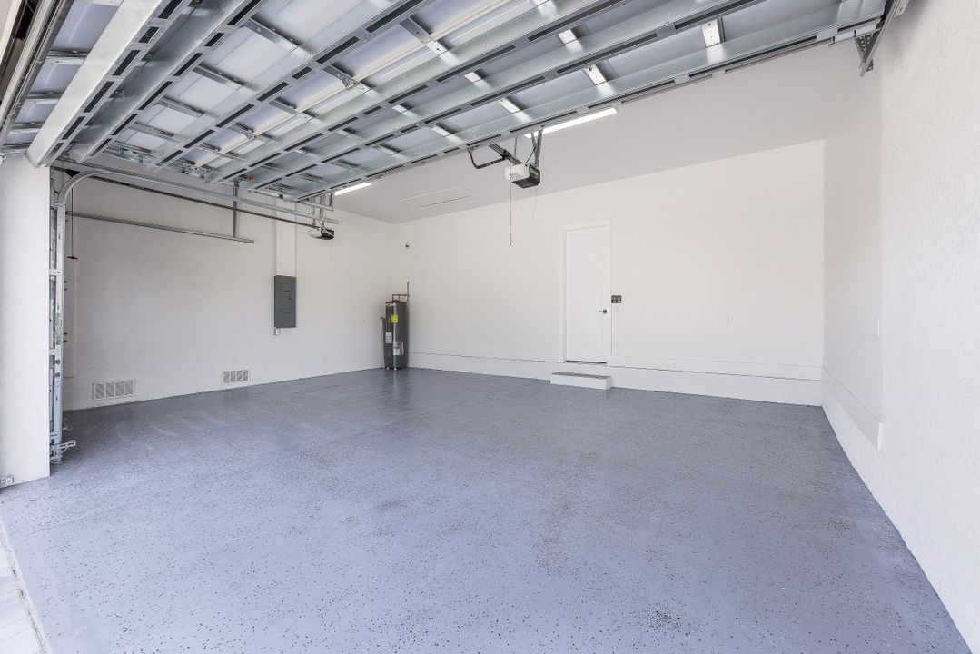 301 SW 33rd Ave, Cape Coral, FL 33991