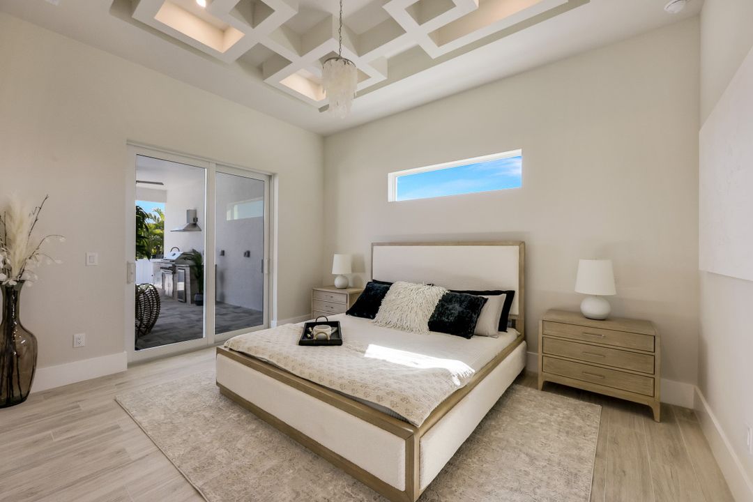 301 SW 33rd Ave, Cape Coral, FL 33991