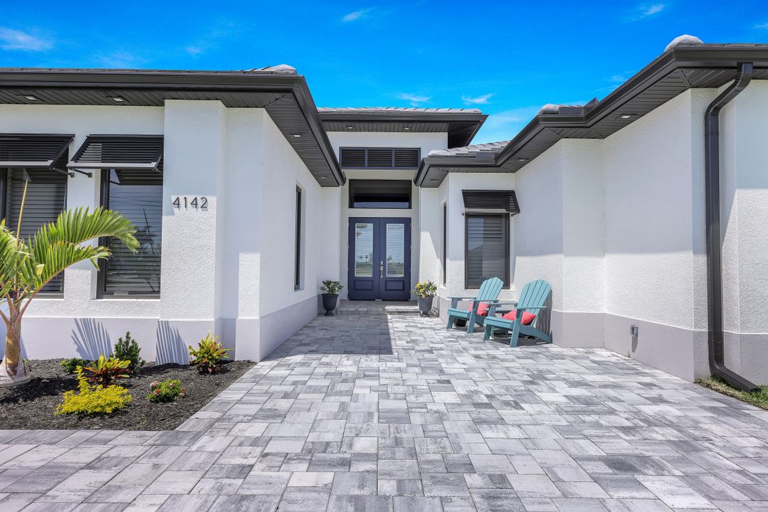 4242 SW 21st Pl, Cape Coral, FL 33914