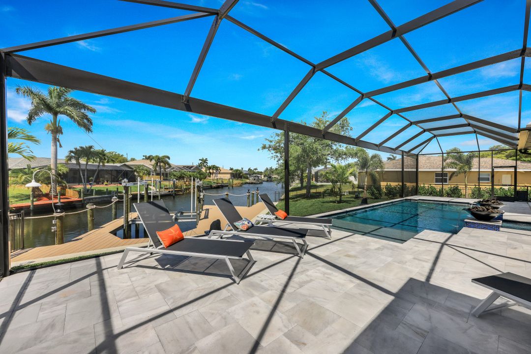 4242 SW 21st Pl, Cape Coral, FL 33914