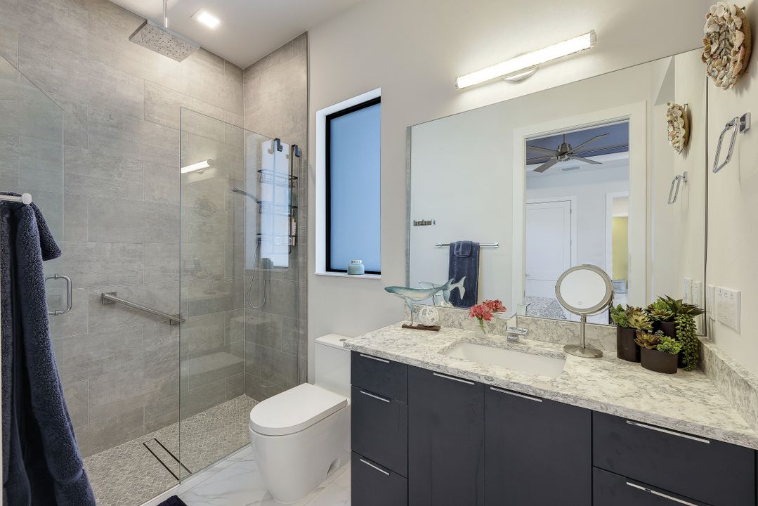 4242 SW 21st Pl, Cape Coral, FL 33914