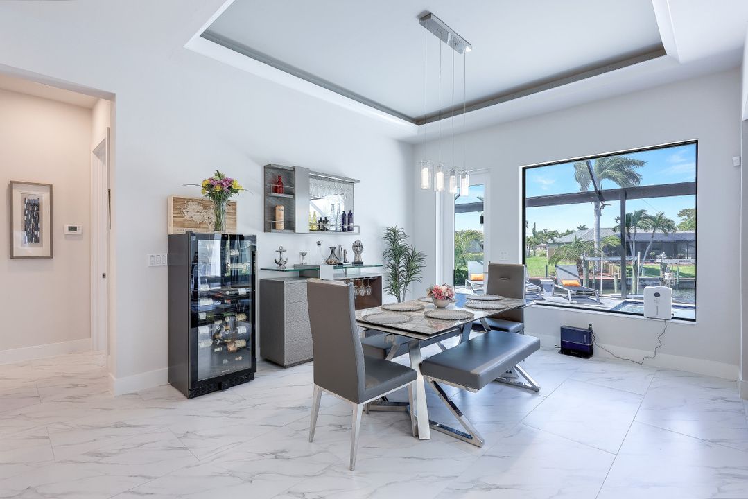 4242 SW 21st Pl, Cape Coral, FL 33914