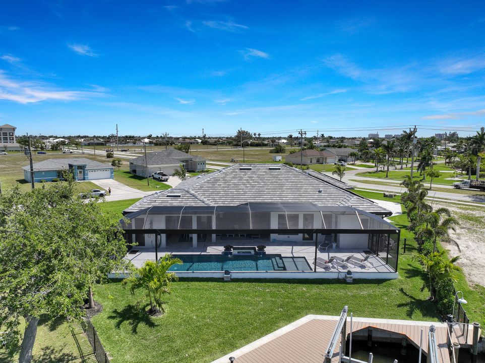 4242 SW 21st Pl, Cape Coral, FL 33914