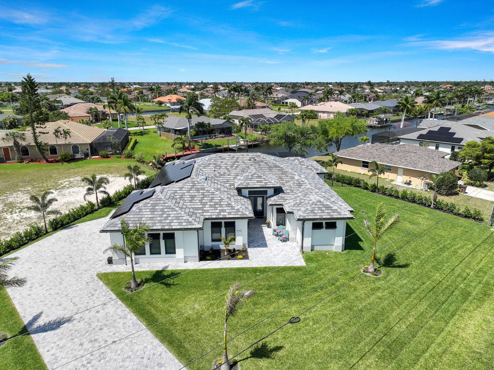 4242 SW 21st Pl, Cape Coral, FL 33914