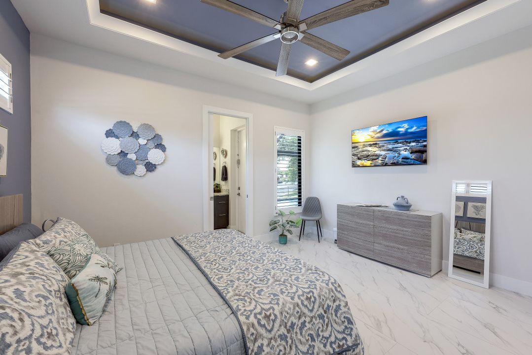 4242 SW 21st Pl, Cape Coral, FL 33914