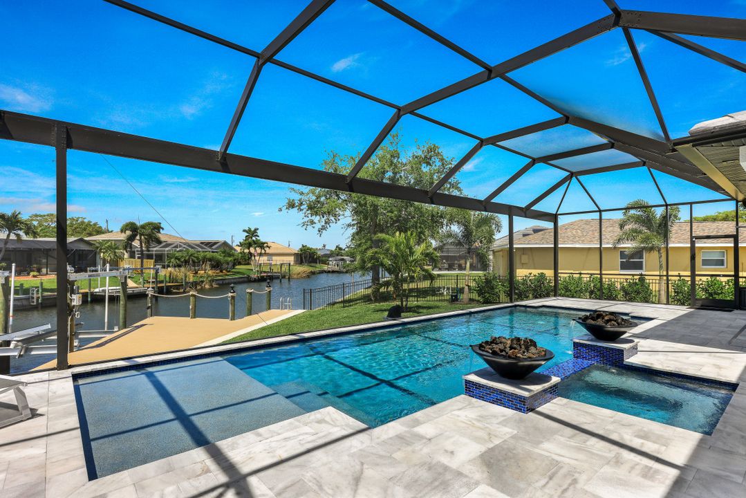 4242 SW 21st Pl, Cape Coral, FL 33914