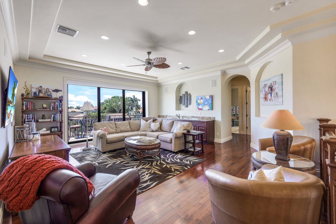 650 Century Ct, Marco Island, FL 34145