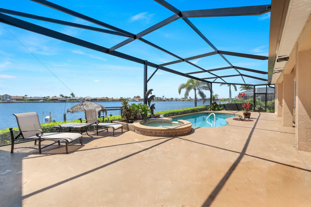 1112 SW 43rd St, Cape Coral, FL 33914