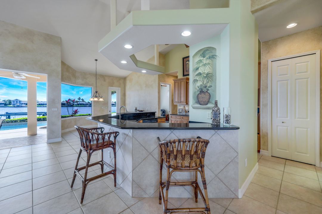 1112 SW 43rd St, Cape Coral, FL 33914