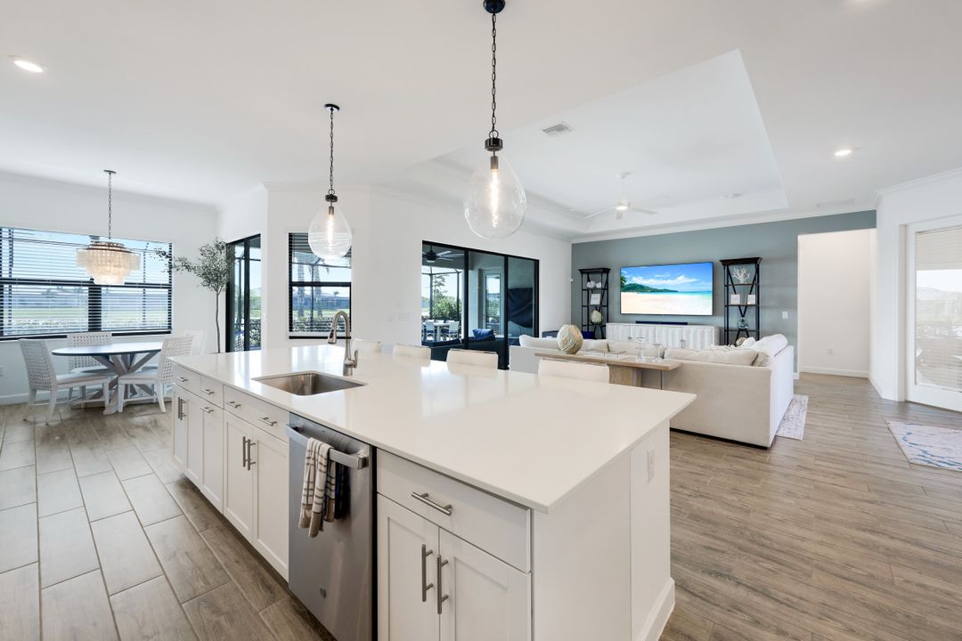 20117 Hartford Blvd, Estero, FL 33928