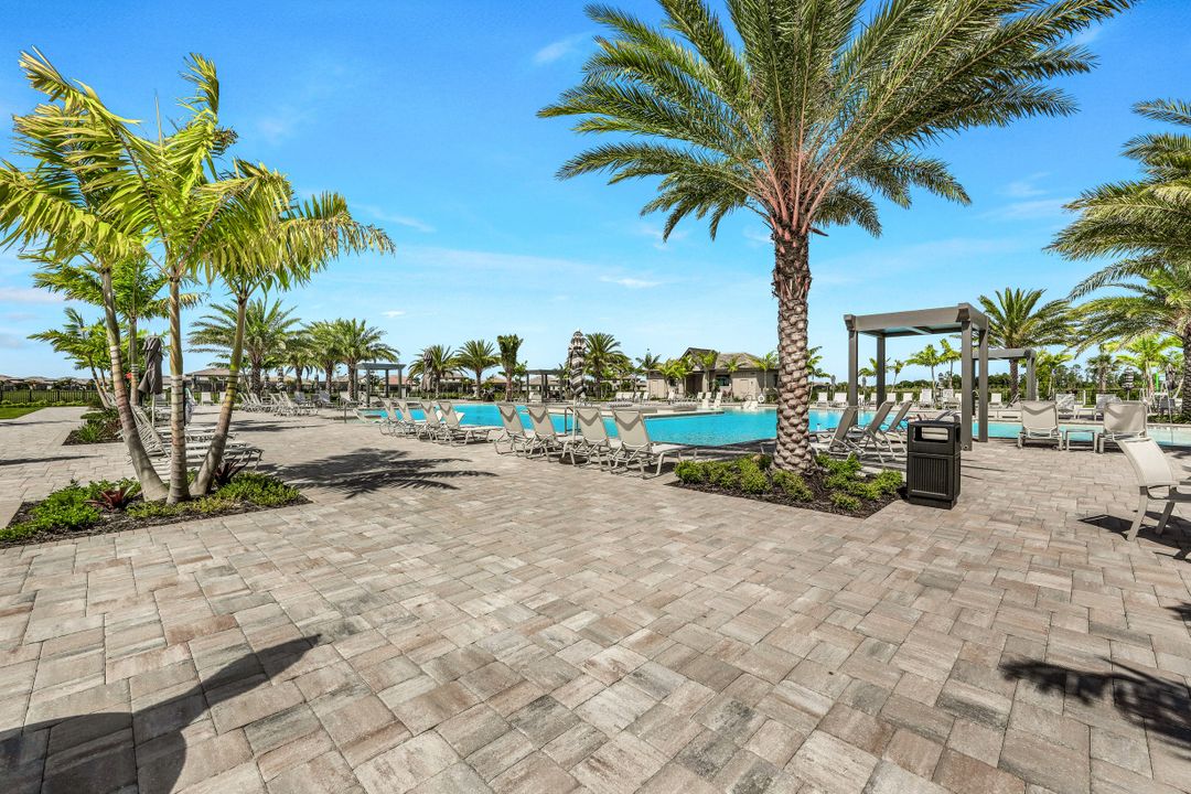20117 Hartford Blvd, Estero, FL 33928