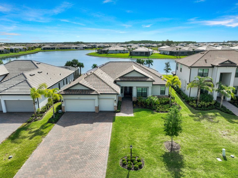20117 Hartford Blvd, Estero, FL 33928