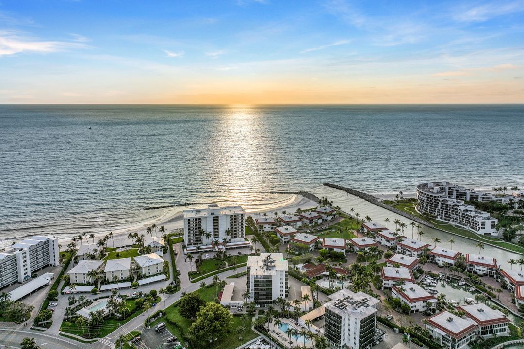 2170 Gulf Shore Blvd N #62W, Naples, FL 34102