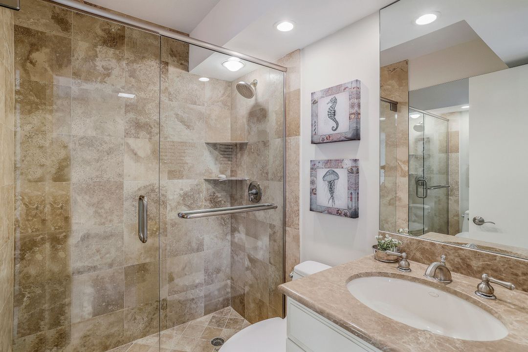 2170 Gulf Shore Blvd N #62W, Naples, FL 34102