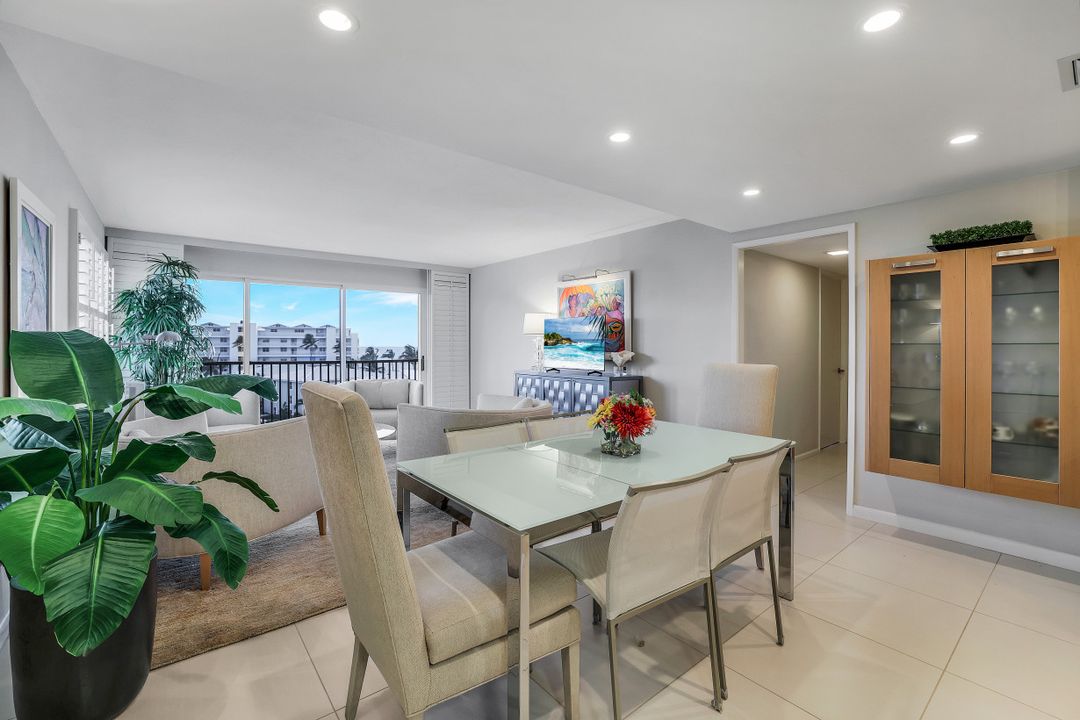 2170 Gulf Shore Blvd N #62W, Naples, FL 34102