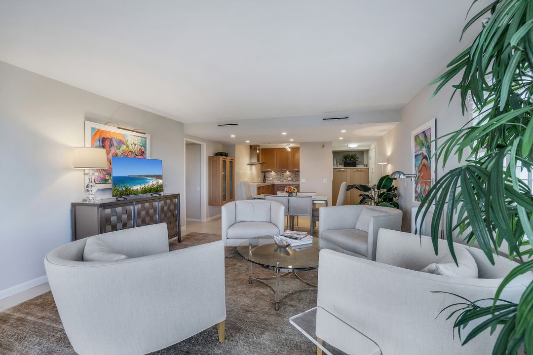 2170 Gulf Shore Blvd N #62W, Naples, FL 34102