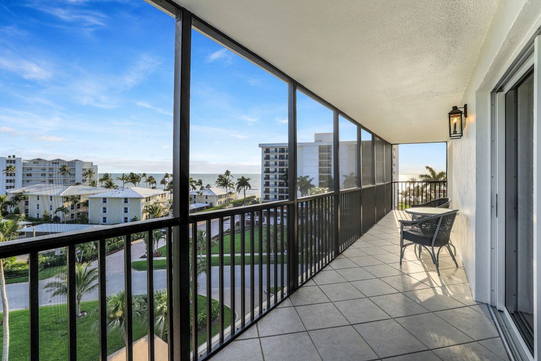 2170 Gulf Shore Blvd N #62W, Naples, FL 34102