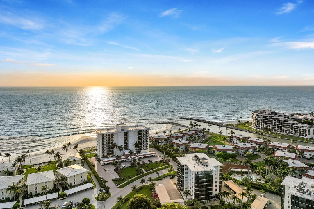 2170 Gulf Shore Blvd N #62W, Naples, FL 34102