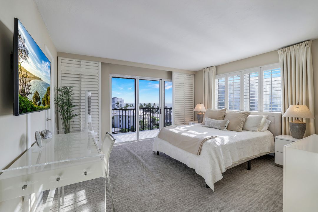 2170 Gulf Shore Blvd N #62W, Naples, FL 34102