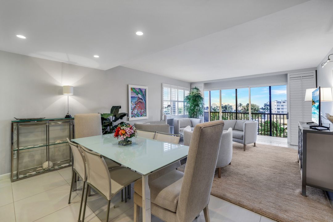 2170 Gulf Shore Blvd N #62W, Naples, FL 34102