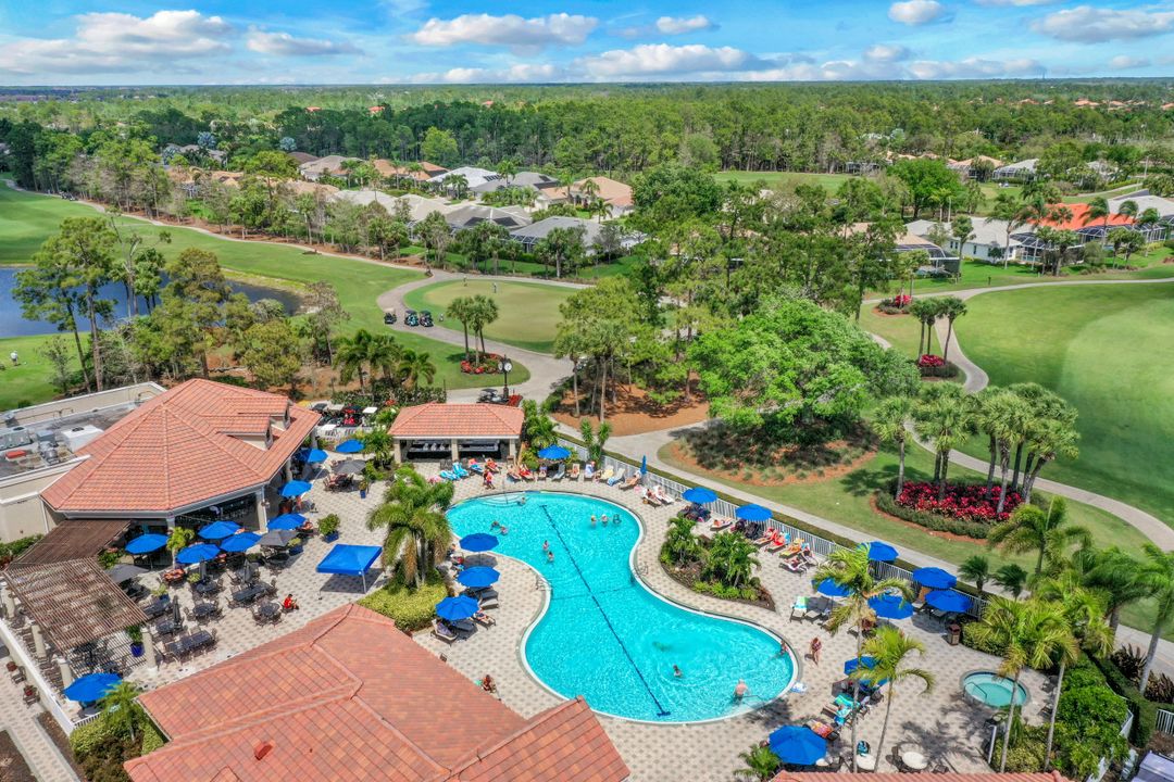 8727 Gleneagle Way, Naples, FL 34120