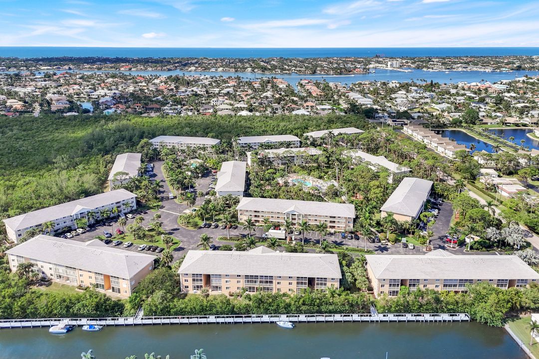 3041 Sandpiper Bay Cir #H-203, Naples, FL 34112