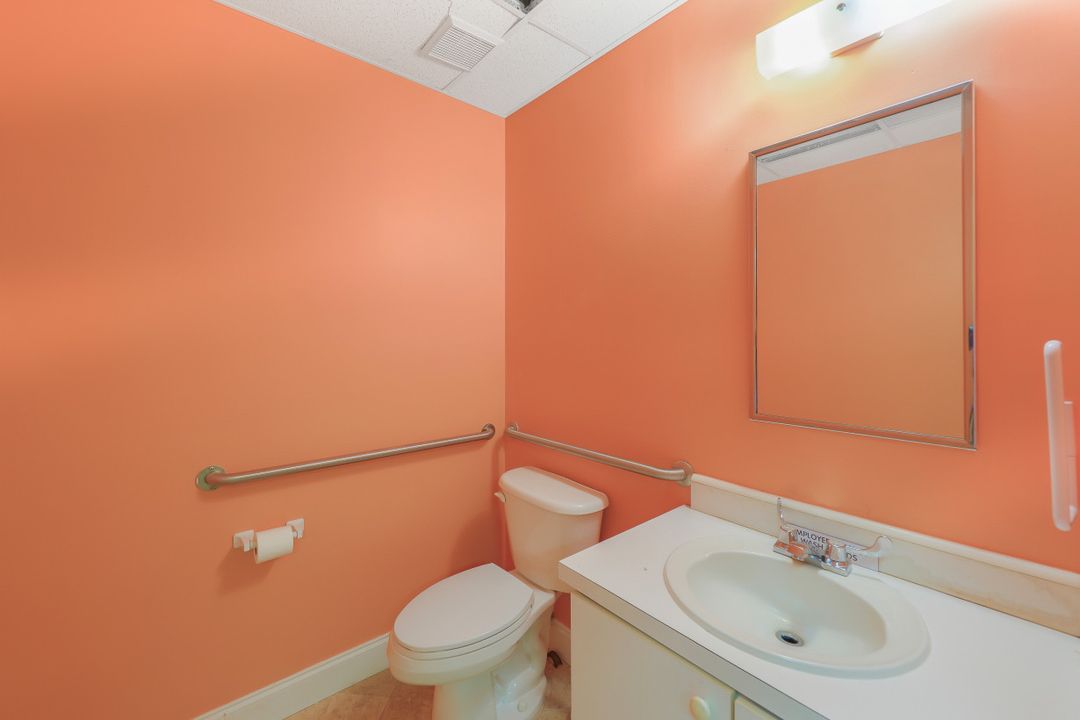 9201 Brookwood Ct, Bonita Springs, FL 34135