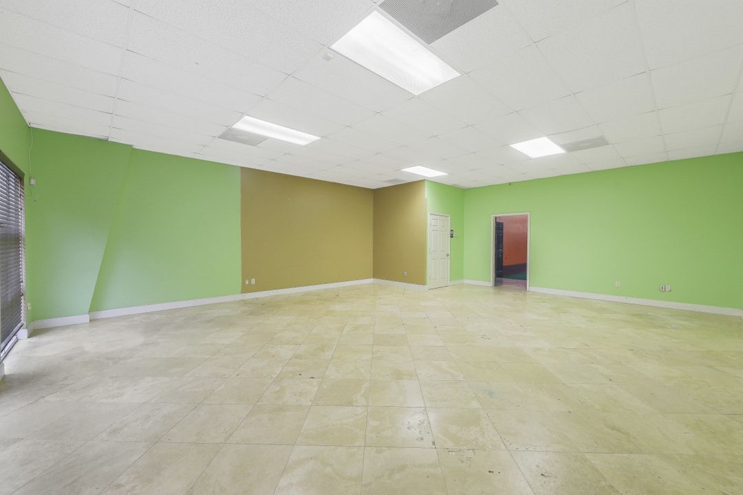 9201 Brookwood Ct, Bonita Springs, FL 34135