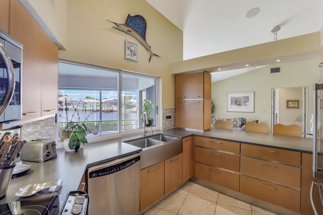 278 Seminole Ct, Marco Island, FL 34145