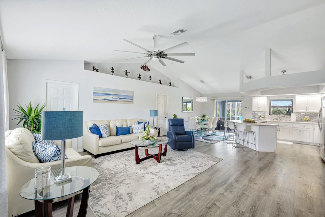 28 SW 21st Ave, Cape Coral, FL 33991