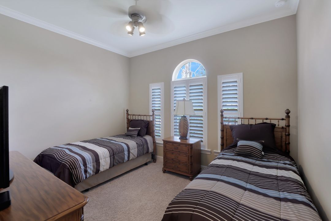 9114 Limestone Ln, Naples, FL 34120