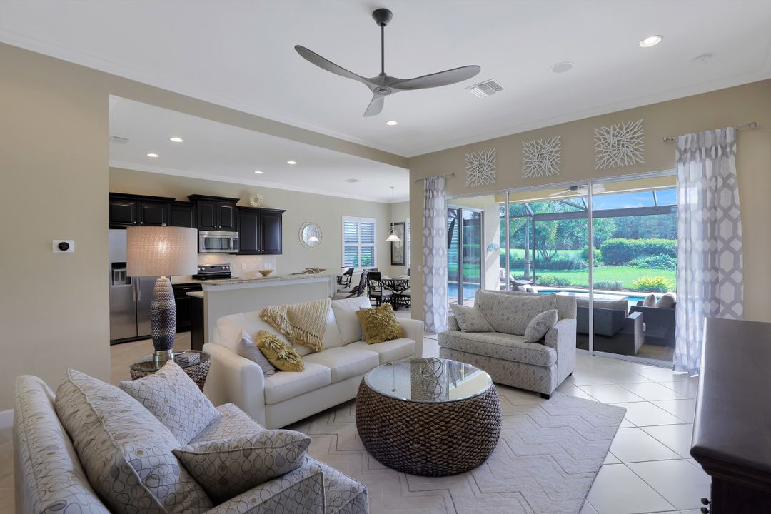 9114 Limestone Ln, Naples, FL 34120