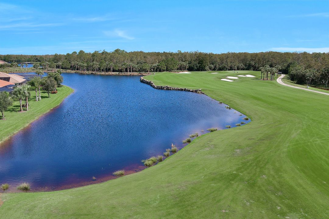 9114 Limestone Ln, Naples, FL 34120