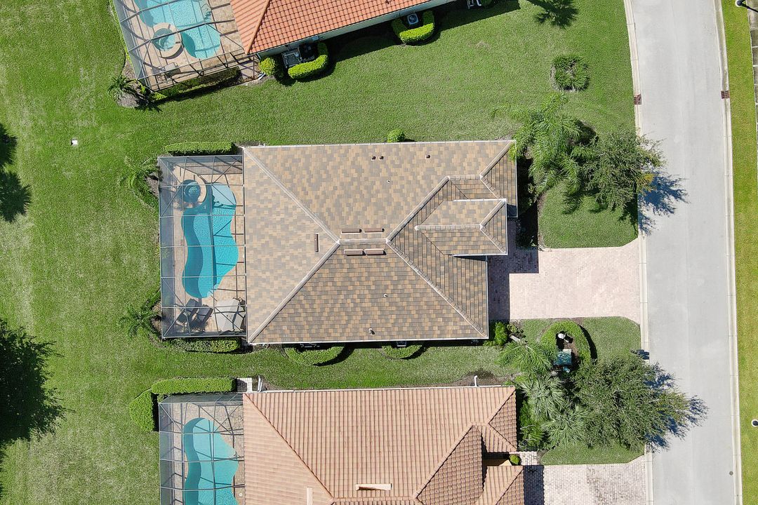 9114 Limestone Ln, Naples, FL 34120