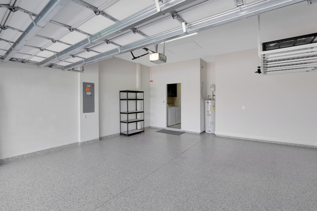 9114 Limestone Ln, Naples, FL 34120