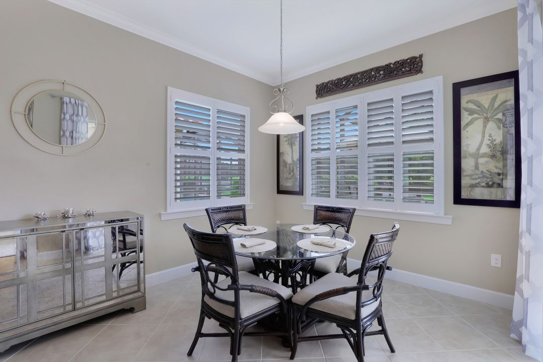 9114 Limestone Ln, Naples, FL 34120