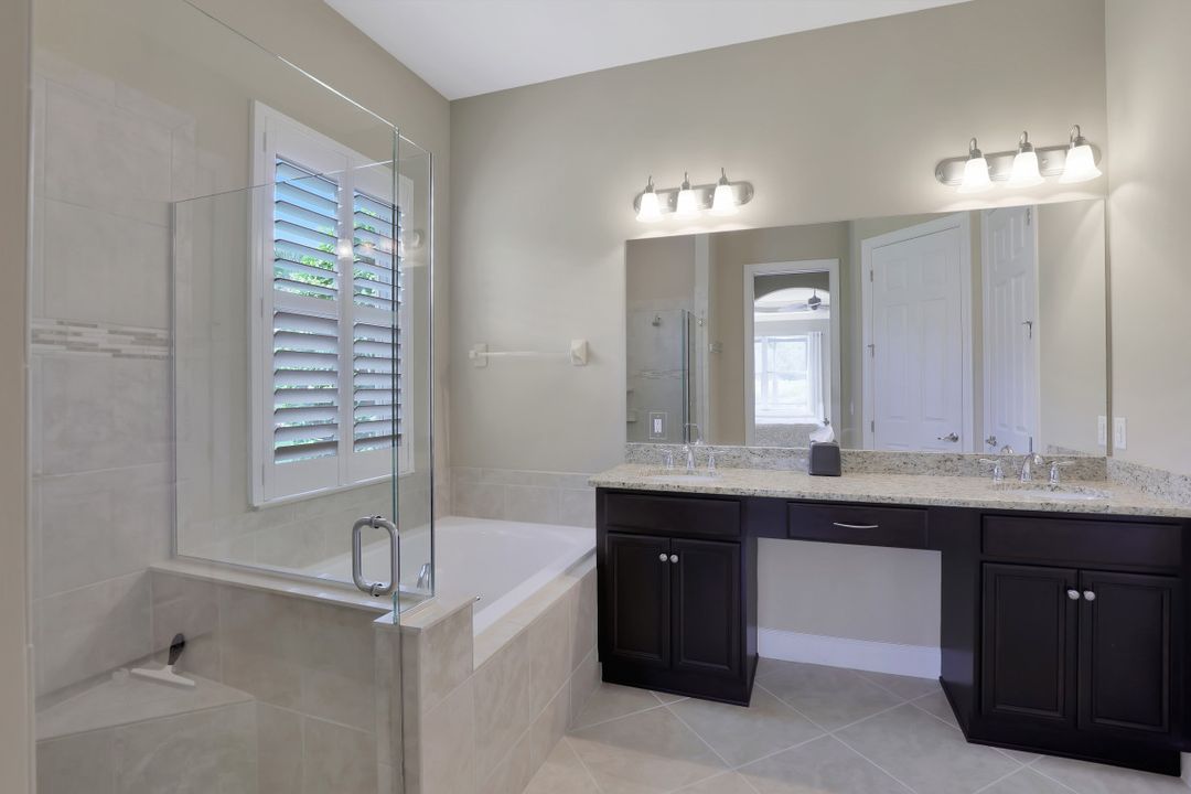 9114 Limestone Ln, Naples, FL 34120