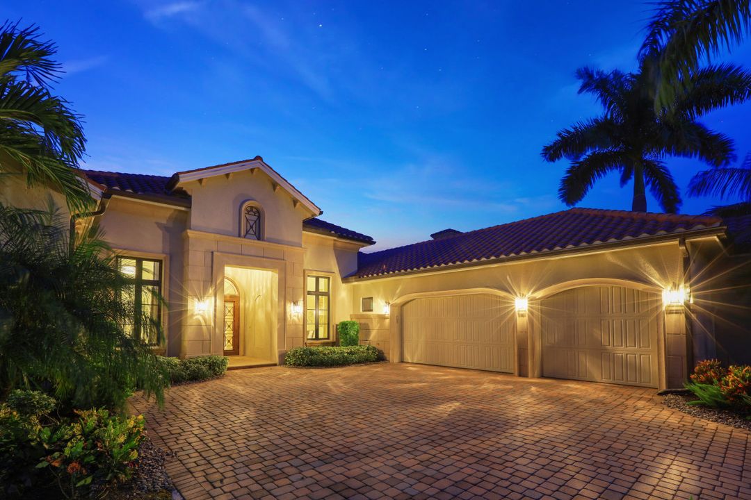 11861 Via Novelli Ct, Miromar Lakes, FL 33913