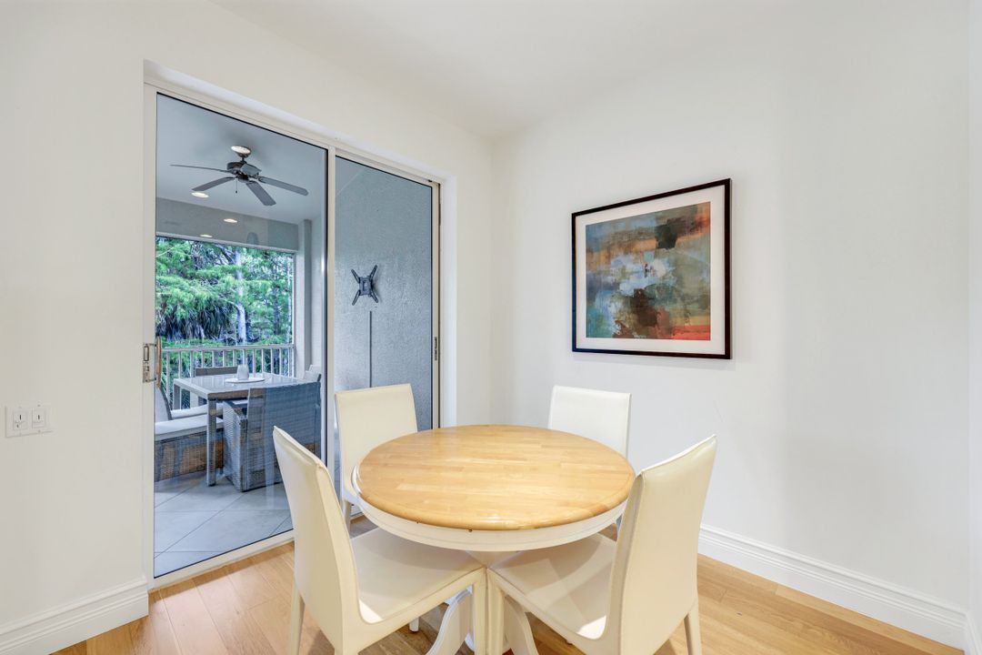 8530 Danbury Blvd #202, Naples, FL 34120