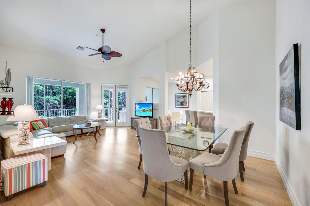 8530 Danbury Blvd #202, Naples, FL 34120