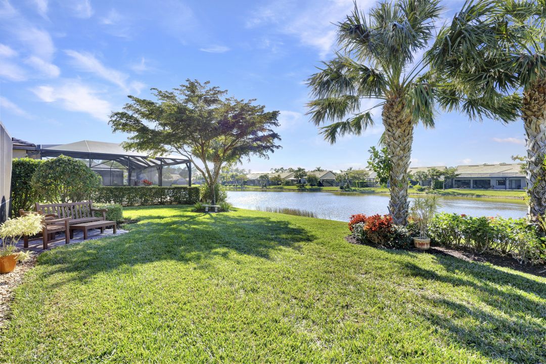 16183 Cartwright Ln, Naples, FL 34110