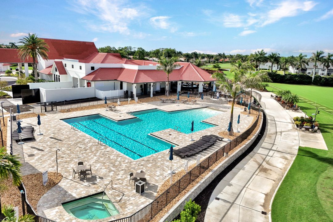 7360 Glenmoor Ln #4301, Naples, FL 34104