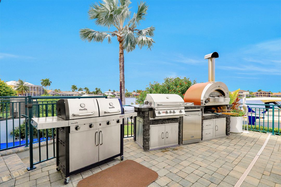 940 Tulip Ct, Marco Island, FL 34145