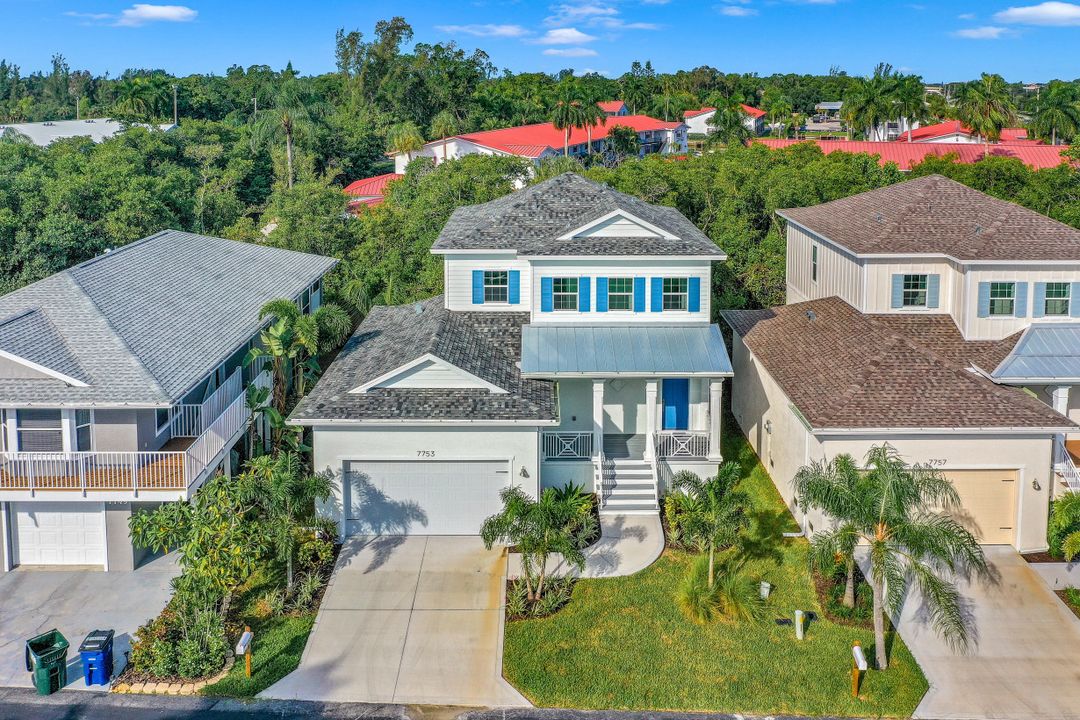 7679 Victoria Cove Ct, Fort Myers, FL 33908