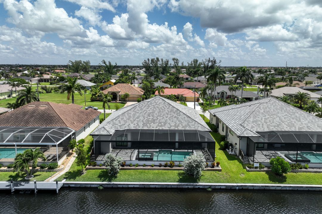 4612 SW 22nd Pl, Cape Coral, FL 33914
