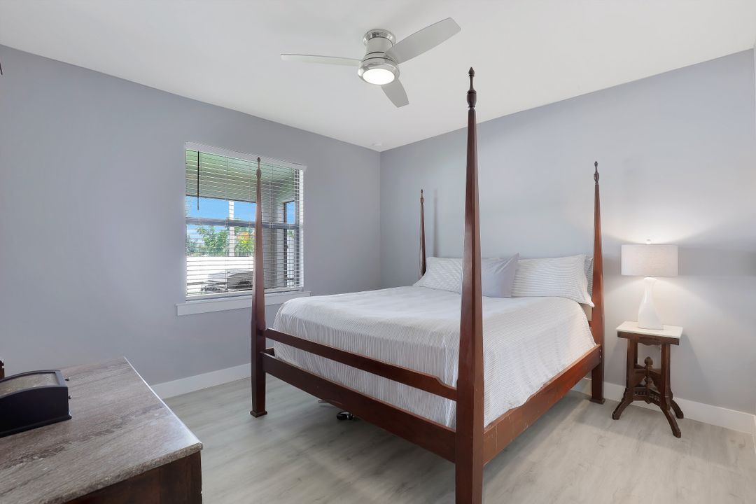 1107 NW 15th St, Cape Coral, FL 33993