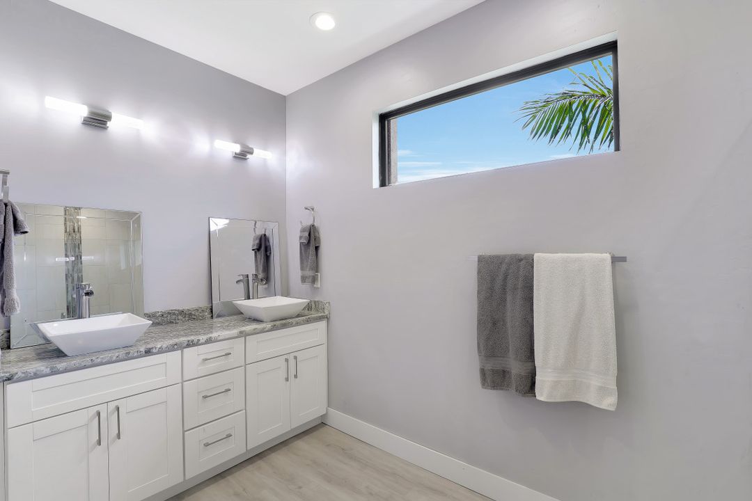 1107 NW 15th St, Cape Coral, FL 33993