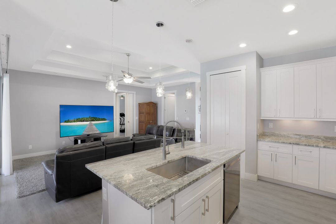 1107 NW 15th St, Cape Coral, FL 33993