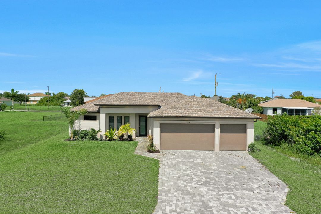1107 NW 15th St, Cape Coral, FL 33993